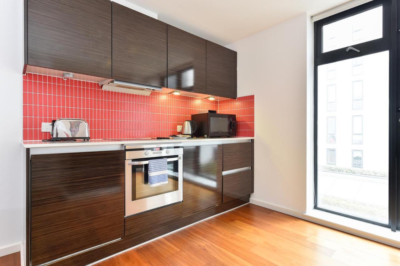 Central Apartments Лондон Екстериор снимка